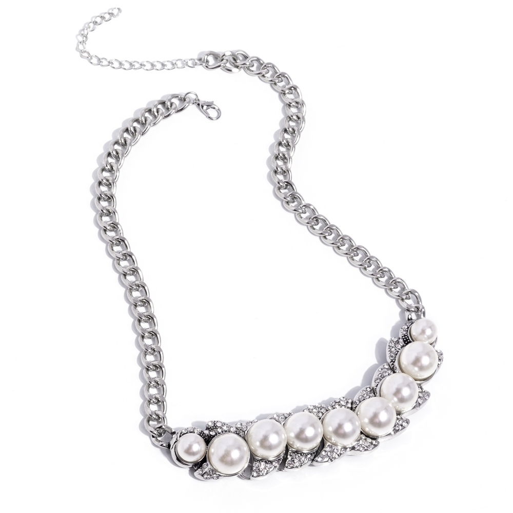 Vintage Appeal Paparazzi Silver Chain Necklace with White Pearls Fashion Jewelry